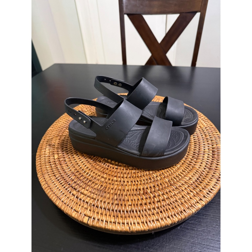 Crocs Brooklyn Low Wedge Sandals Black Platform Strappy Women's Size 6